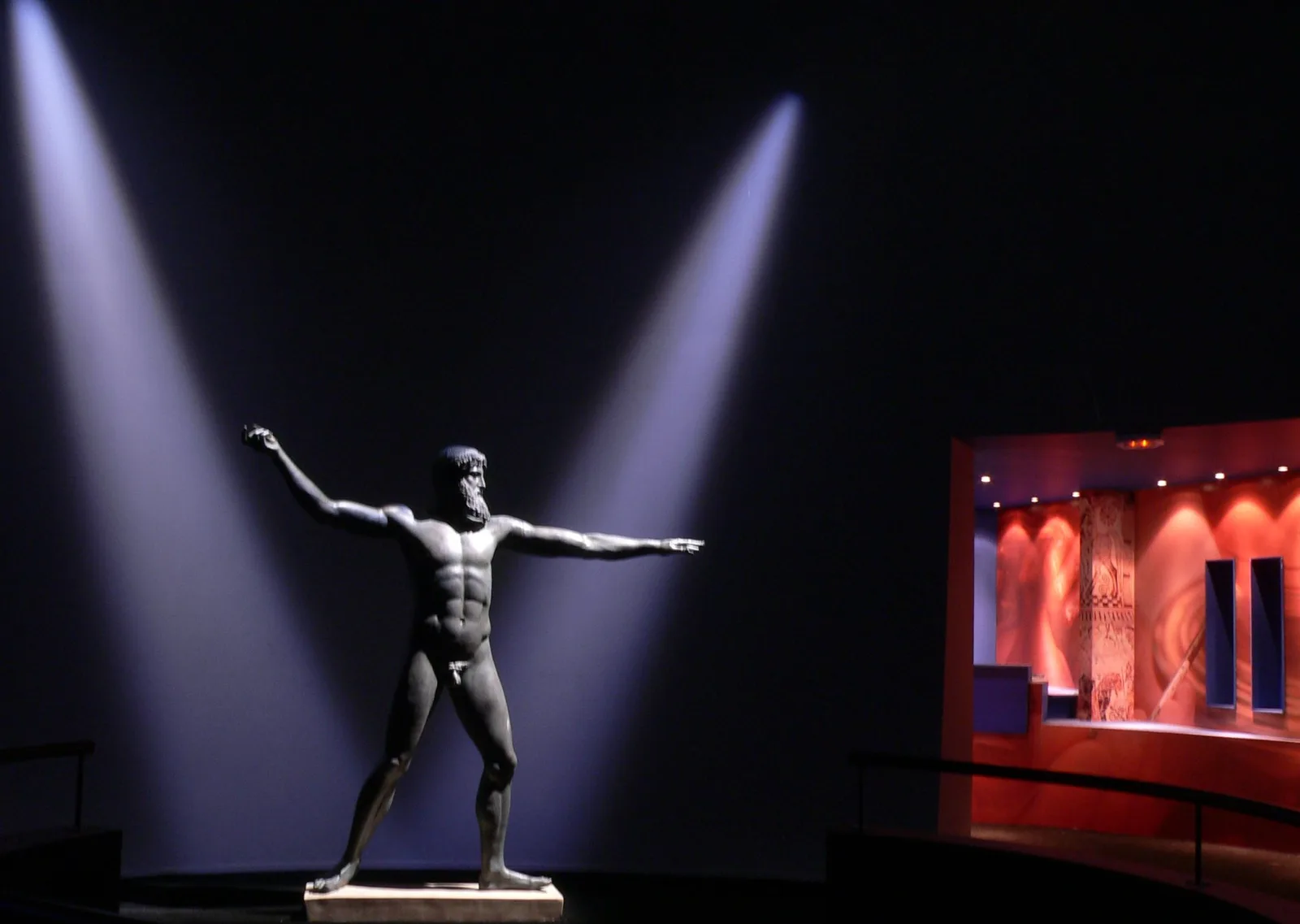 Bronze statue under spotlights in the Greek Pavilion at Expo 2008 Zaragoza