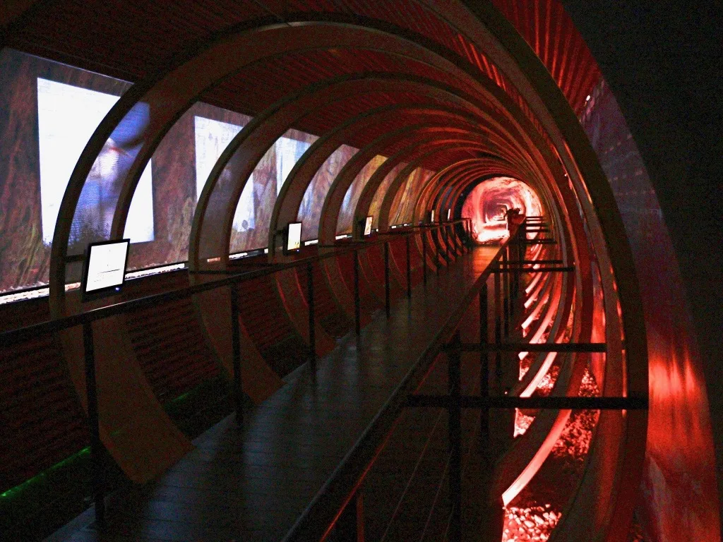 Walkway through the ribbed tunnel